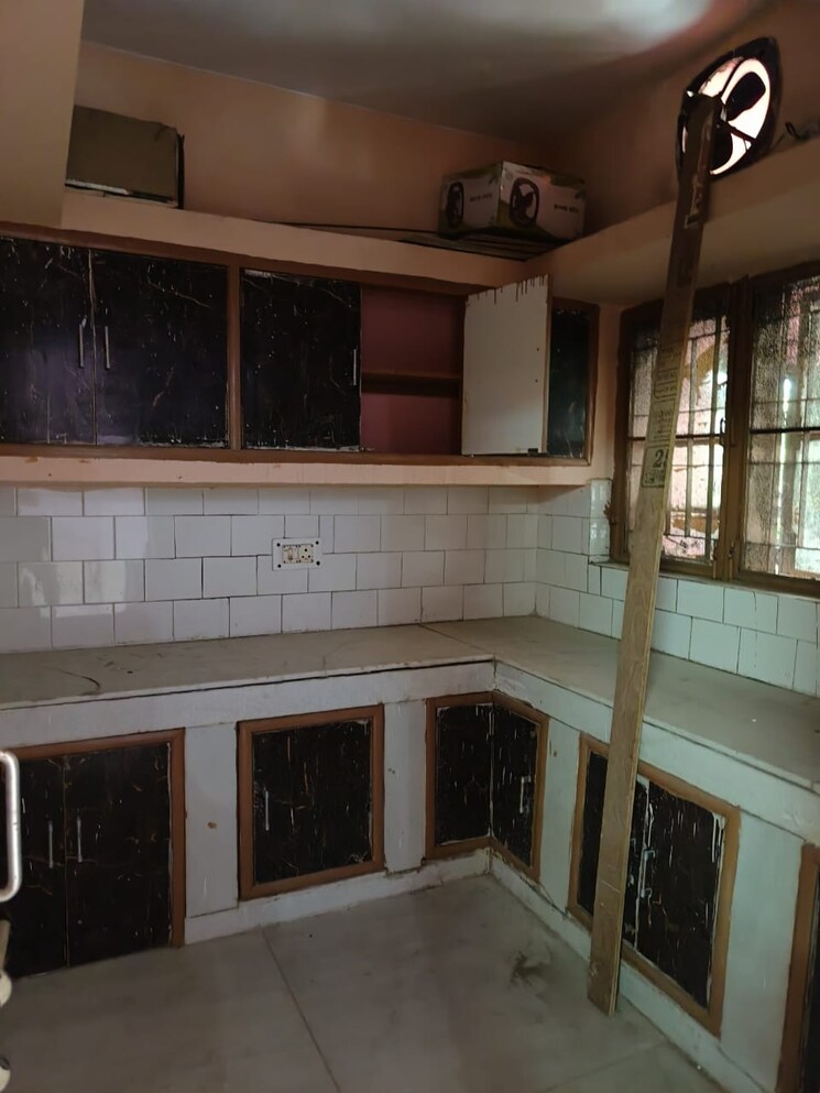 Kitchen, sector 56 1.5 Bedroom 1080 Sq.Ft. Villa In Sector 56 Noida 8934471