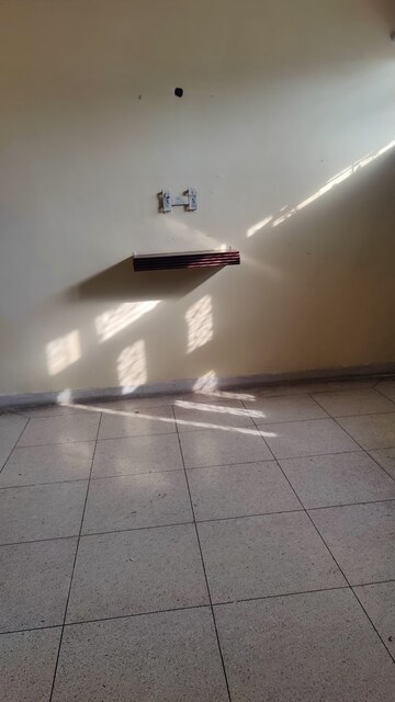 Building Lobby in 1 BHK Builder Floor at Sector 37 – for Rent