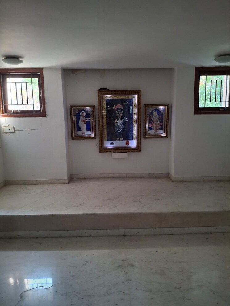 Other, prahlad nagar 4 Bedroom 522 Sq.Yd. Independent House In Prahlad Nagar Ahmedabad 8934482