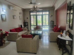 Living Room in 4 BHK Apartment at Orchid Gardens, Sector 54 – for Sale