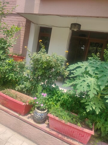 Balcony in 4 BHK Apartment at Orchid Gardens, Sector 54 – for Sale