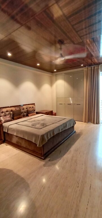 Bedroom in 4 BHK Builder Floor at Boutique Residential Apartments D-6 4, Vasant Vihar – for Rent