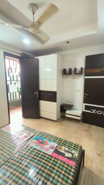 Living Room in 3 BHK Builder Floor at Janakpuri – for Rent