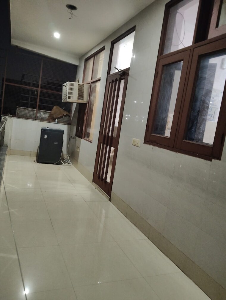 Balcony, unitech-uniworld-gardens 4 Bedroom 2416 Sq.Ft. Apartment In Sector 47 Gurgaon 8934570