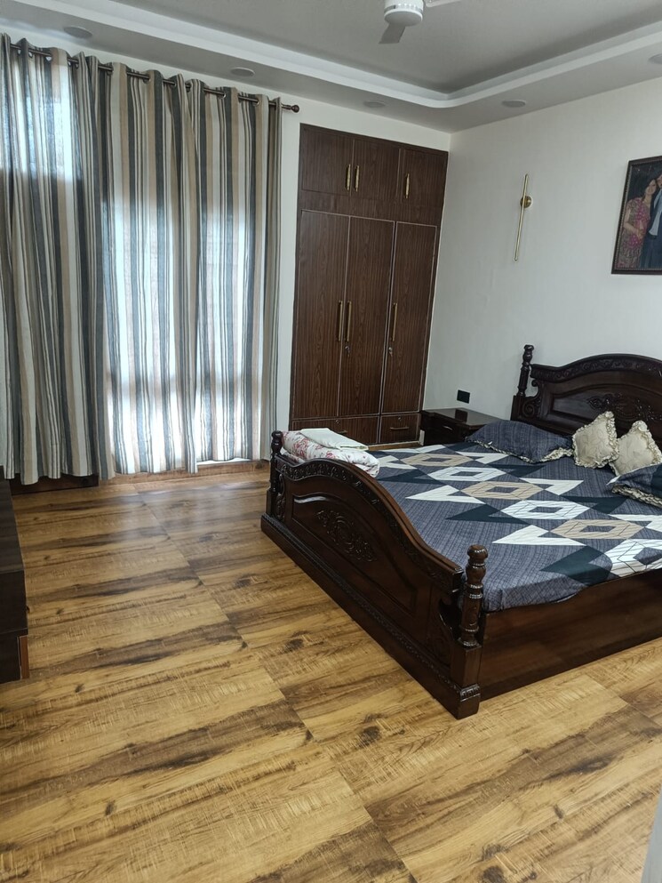 Bedroom, raheja-atlantis 3 Bedroom 2311 Sq.Ft. Apartment In Sector 31 Gurgaon 8934587