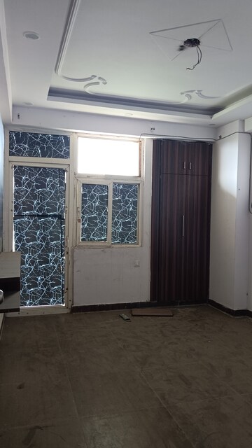Room in 2.5 BHK Apartment at Andromida Planet One, Bhopura – for Sale
