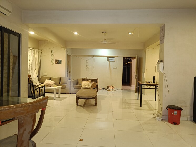 Master Bedroom, lake-view 4 Bedroom 1871 Sq.Ft. Apartment In Aarey Colony Mumbai 8934685