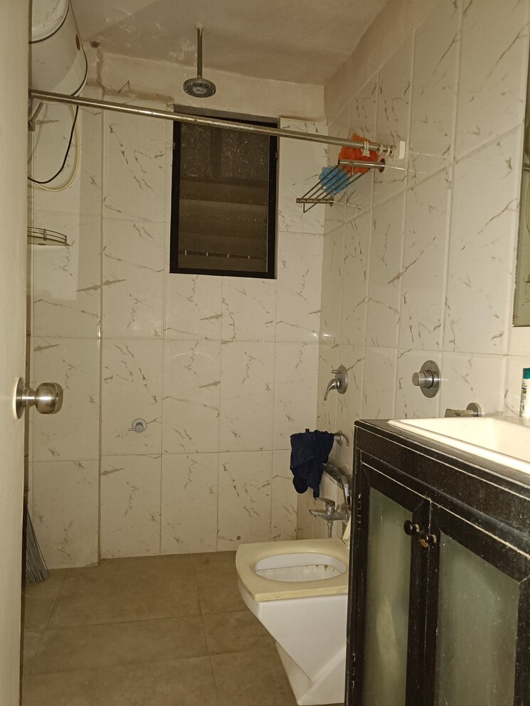 Kitchen, lake-view 4 Bedroom 1871 Sq.Ft. Apartment In Aarey Colony Mumbai 8934685