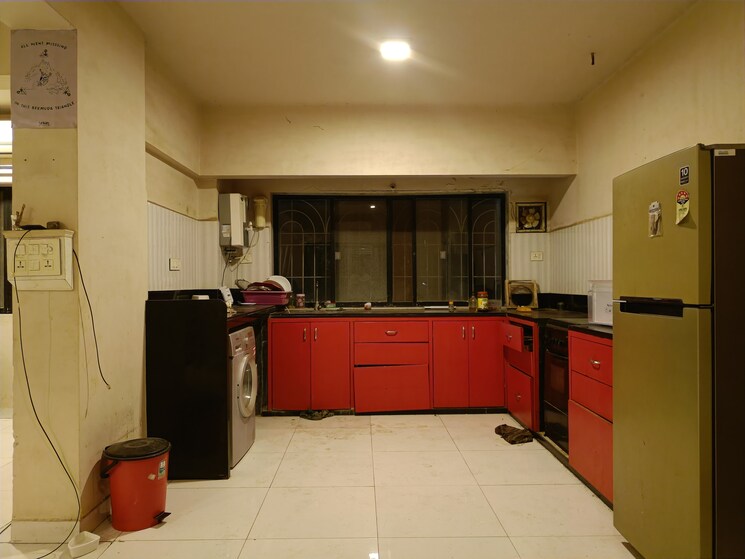 Kitchen, lake-view 4 Bedroom 1871 Sq.Ft. Apartment In Aarey Colony Mumbai 8934685