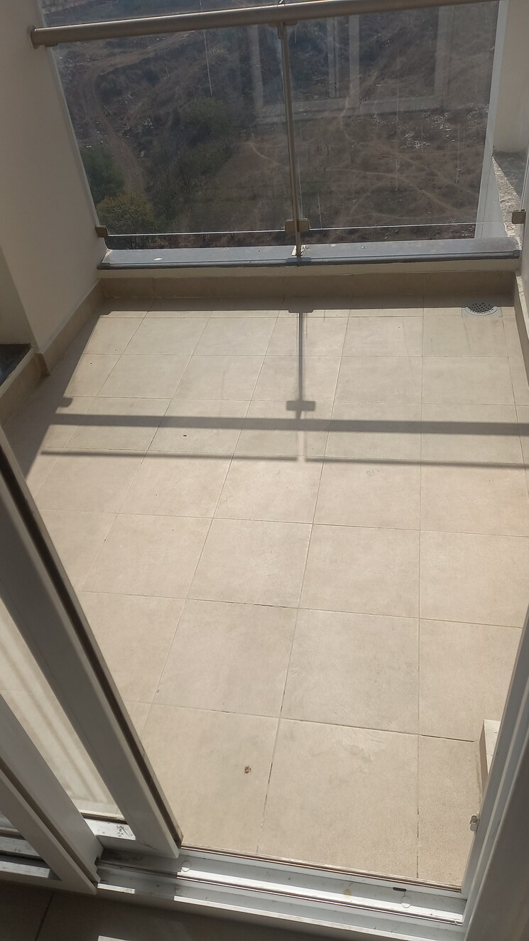 Balcony, puravankara-silversands 2 Bedroom 900 Sq.Ft. Apartment In Mundhwa Pune 8934649