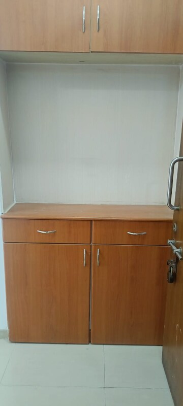 Furnished Amenities in 2 BHK Apartment at Lodha Paradise, Majiwada – for Rent