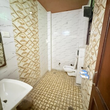 Bathroom in 2 BHK Builder Floor at Sector 105 – for Rent