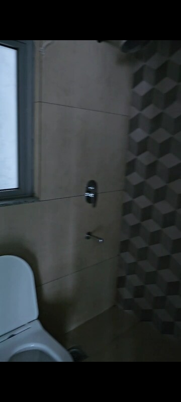 Bathroom in 2 BHK Apartment at Kalpataru Immensa, Kolshet Road – for Rent
