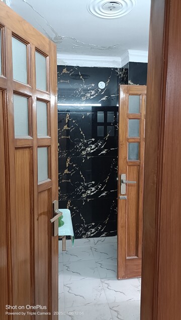 Gym in 3 BHK Builder Floor at Ashoka Enclave – for Rent