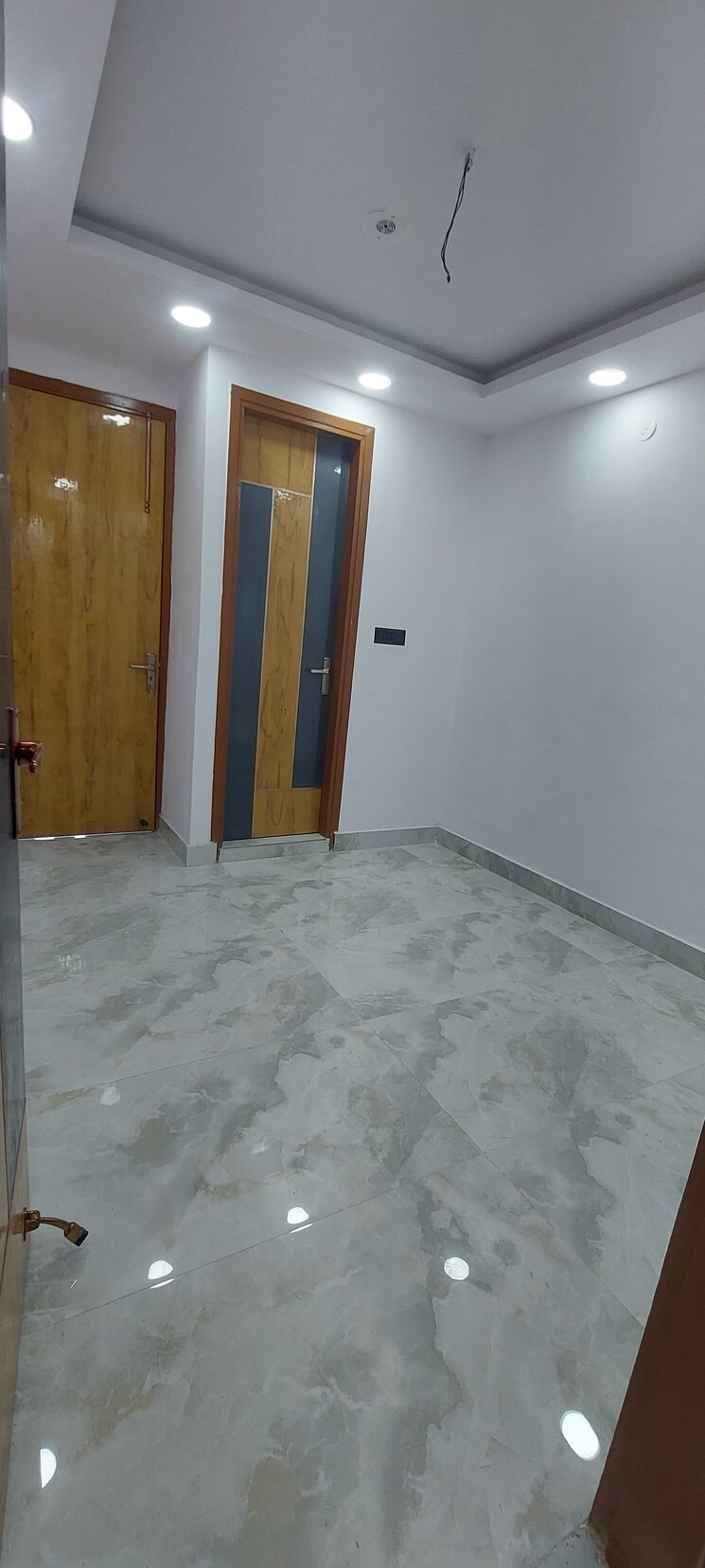 Room, govindpuri 3 Bedroom 900 Sq.Ft. Builder Floor In Govindpuri Delhi 8934804