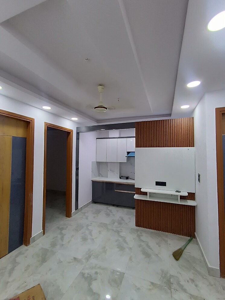 Kitchen, govindpuri 3 Bedroom 900 Sq.Ft. Builder Floor In Govindpuri Delhi 8934804