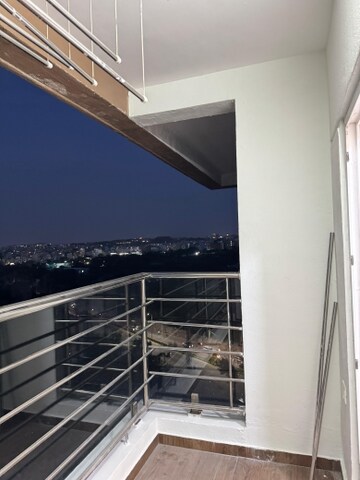 Balcony in 3 BHK Builder Floor at Vishnu Vistara, Hi Tech City – for Rent