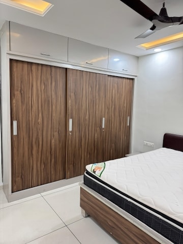 Bedroom in 3 BHK Builder Floor at Vishnu Vistara, Hi Tech City – for Rent