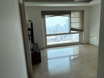 Room in 4 BHK Apartment at S D The Imperial Edge, Tardeo – for Rent
