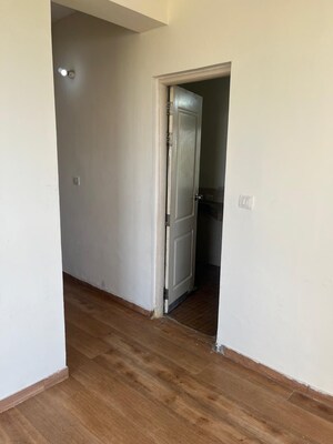 Room in 2 BHK Apartment at Umang Monsoon Breeze Phase II, Sector 78 – for Sale