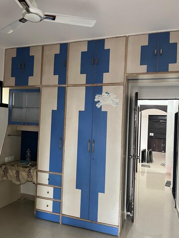 Room in 2 BHK Apartment at Supernal CHS LTD, Kolshet Road – for Rent