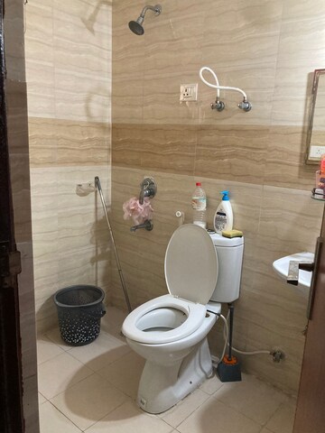 Bathroom in 2 BHK Apartment at Supertech Ecociti, Sector 137 – for Rent