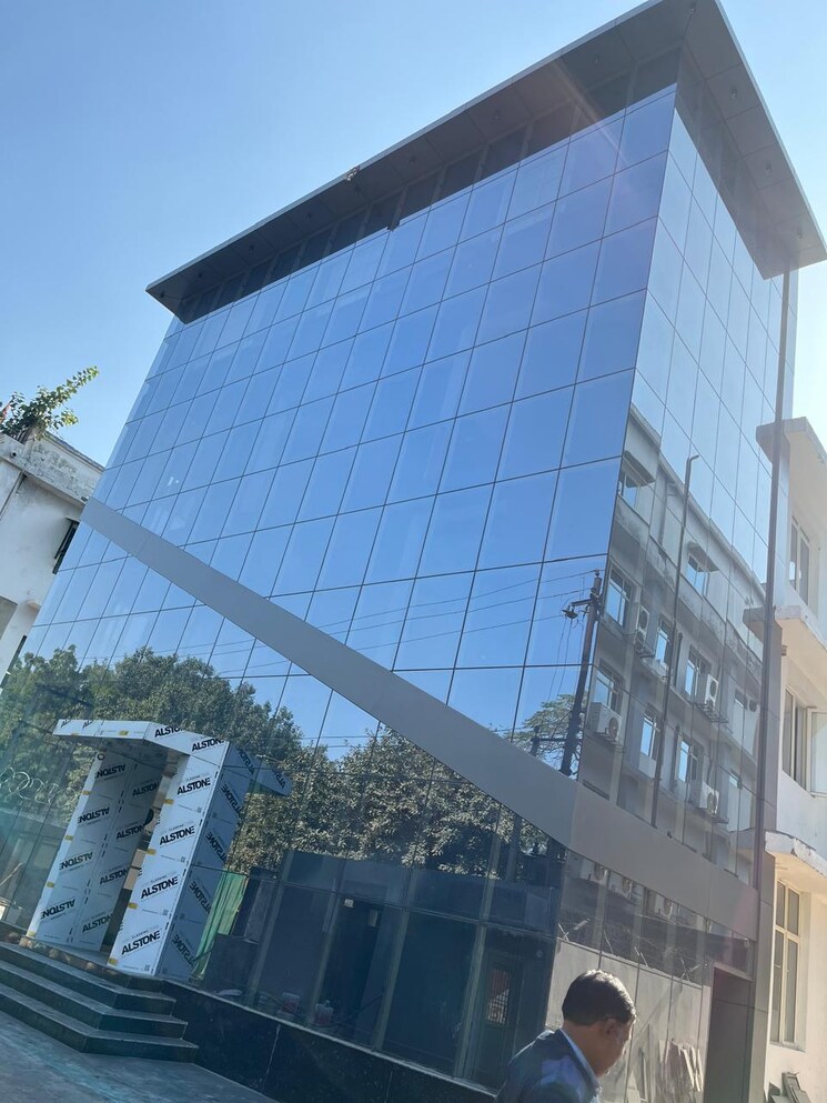 Exterior View, sector 63 Commercial Industrial Plot 1000 Sq.Mt. In Sector 63 Noida 8934928