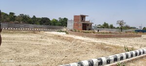  Plot – Exterior View View at Kanpur Road - for Sale