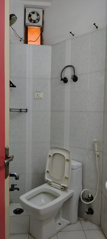 Attached Bathroom in 2 BHK Villa at Sector 50 – for Rent