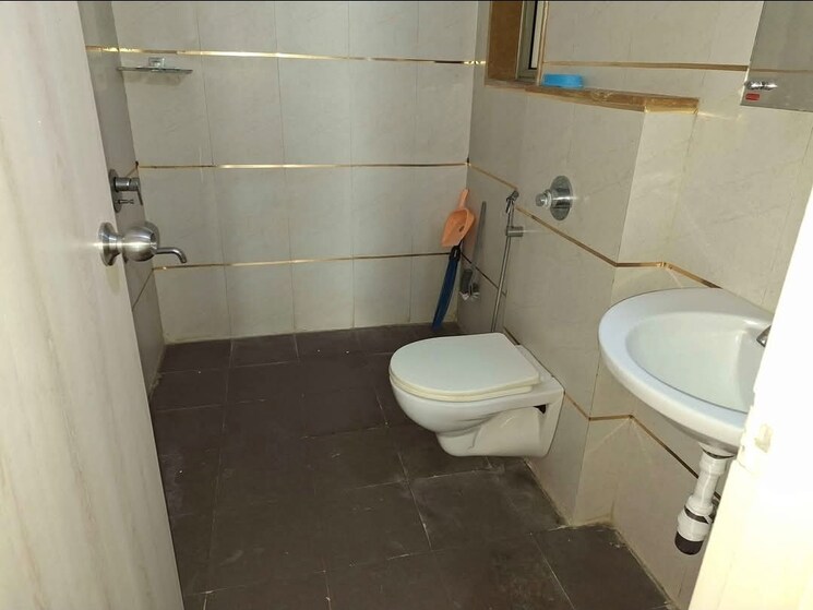 Bathroom, lodha-casa-rio 2 Bedroom 686 Sq.Ft. Apartment In Dombivli East Thane 8934943