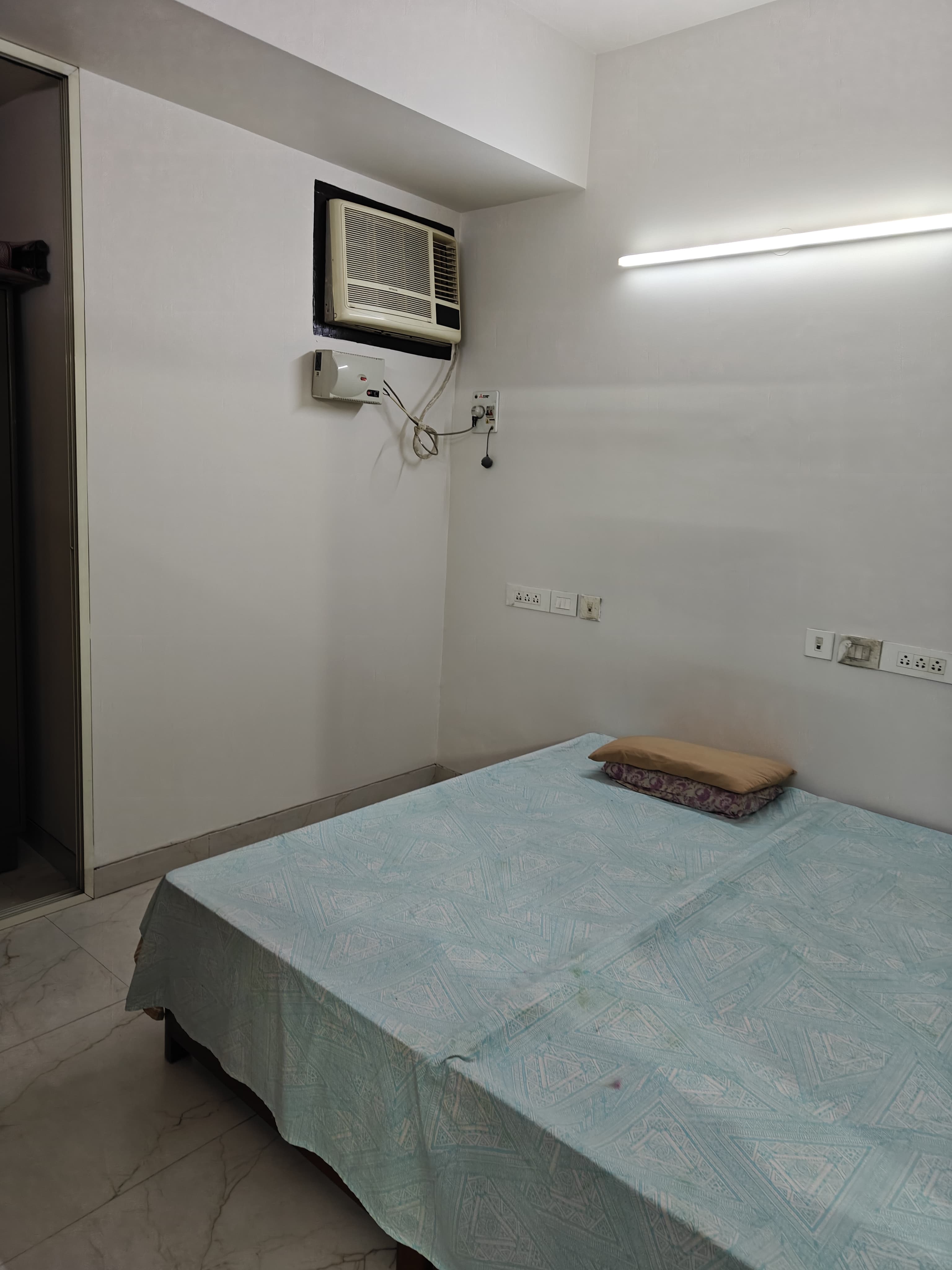 3 BHK + Servant Room Apartment For Sale in IP Extension