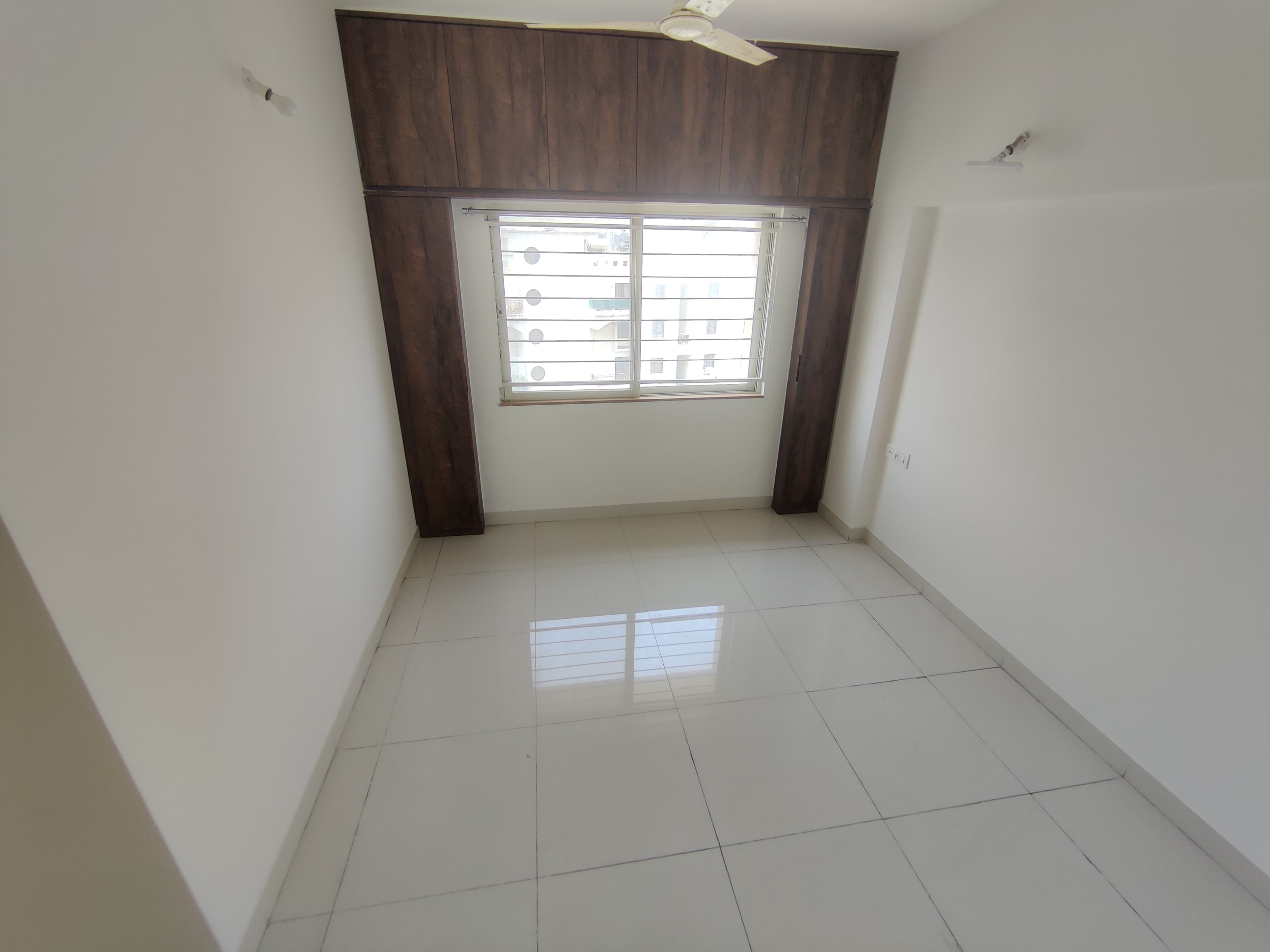 2 BHK + Study Room 1050 Sq.Ft. Apartment in Kumar Primrose