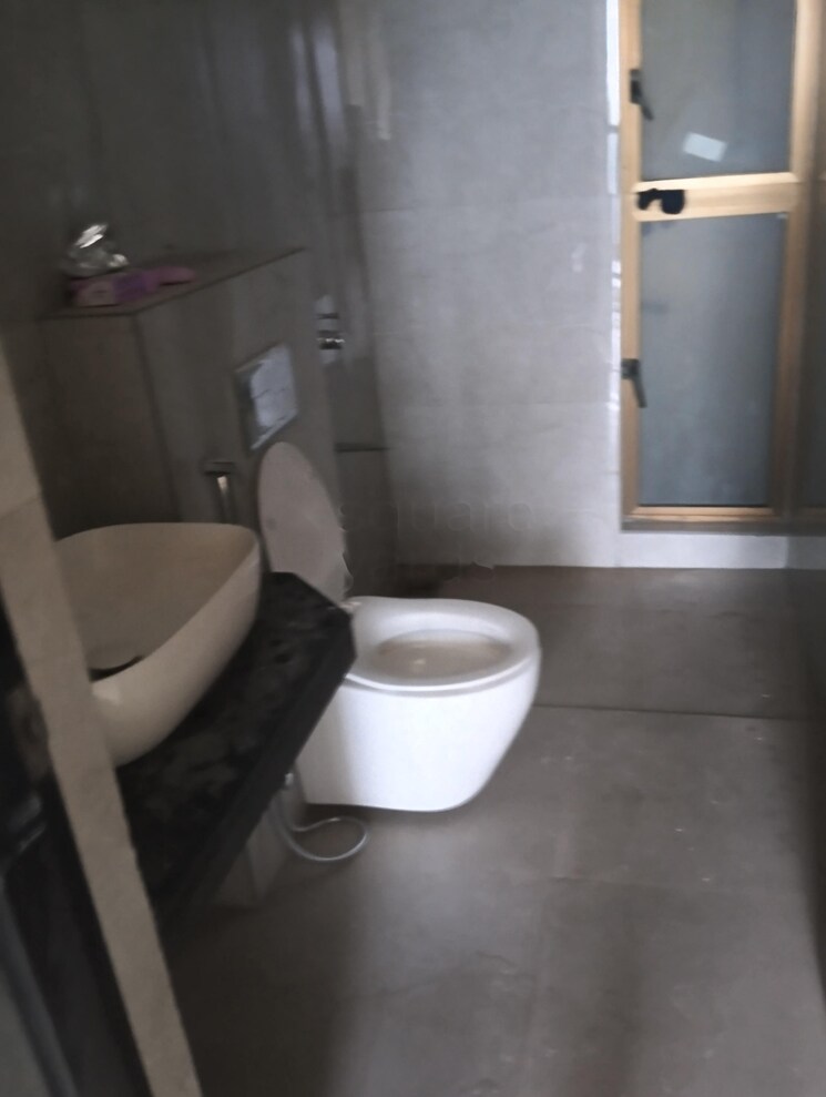 Bathroom, lodha-amara 2 Bedroom 600 Sq.Ft. Apartment In Kolshet Road Thane 8935001