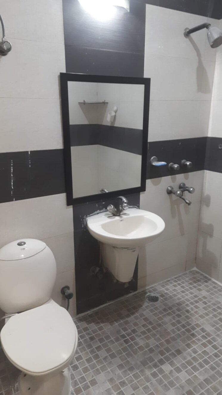 Master Bedroom, sector 46 3 Bedroom 2500 Sq.Ft. Villa In Sector 46 Noida 8935029