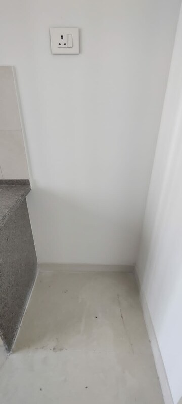 Room in 2 BHK Apartment at The Wadhwa Atmosphere, Mulund West – for Rent