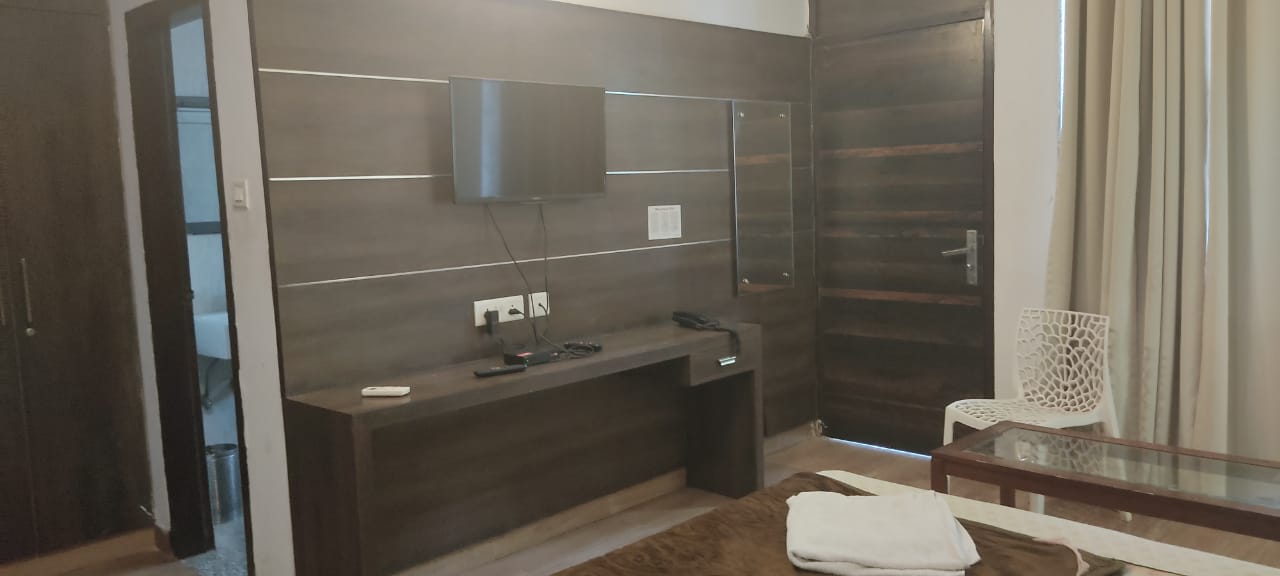 Kitchen, gomti nagar 4 Bedroom 2850 Sq.Ft. Independent House In Gomti Nagar Lucknow 8935071