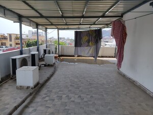 Parking in 4 BHK Independent House at Gomti Nagar – for Sale