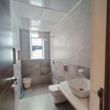 Bathroom in 4 BHK Villa at Pashan – for Rent