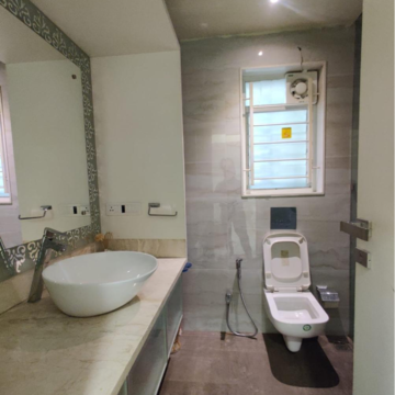 Bathroom in 4 BHK Villa at Pashan – for Rent