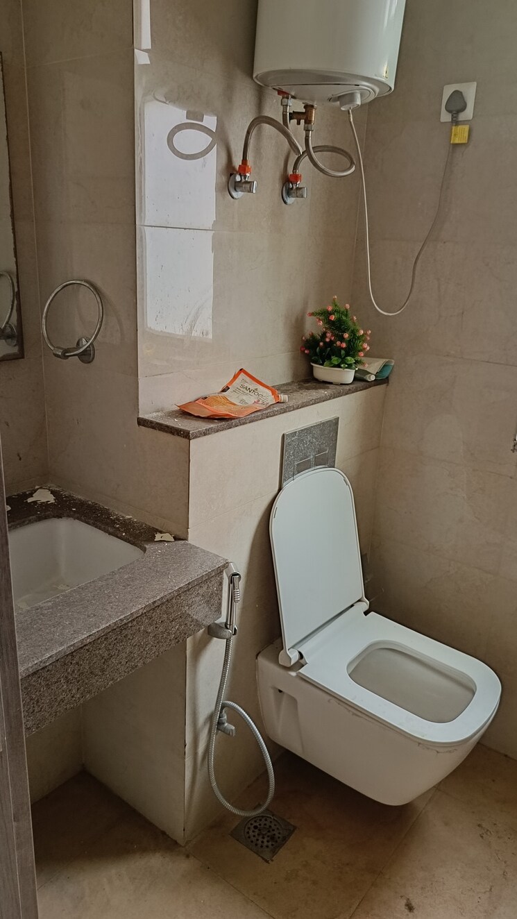 undefined, emaar-palm-hills 3.5 Bedroom 1650 Sq.Ft. Apartment In Sector 77 Gurgaon 8935138