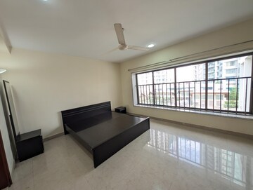 Living Room in 4 BHK Apartment at Prabhadevi – for Rent