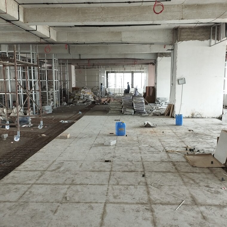  Parking, kamala-mills Commercial Office Space 10500 Sq.Ft. In Lower Parel Mumbai 8935135