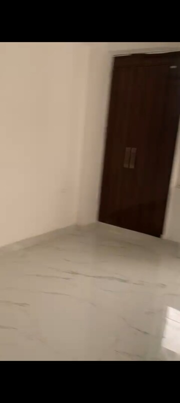 Room in 2 BHK Builder Floor at Sector 1 Greater Noida – for Rent
