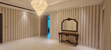 Room in 4 BHK Apartment at DLF The Camellias, Sector 42 – for Rent