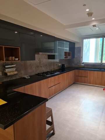 Kitchen in 4 BHK Apartment at DLF The Camellias, Sector 42 – for Rent