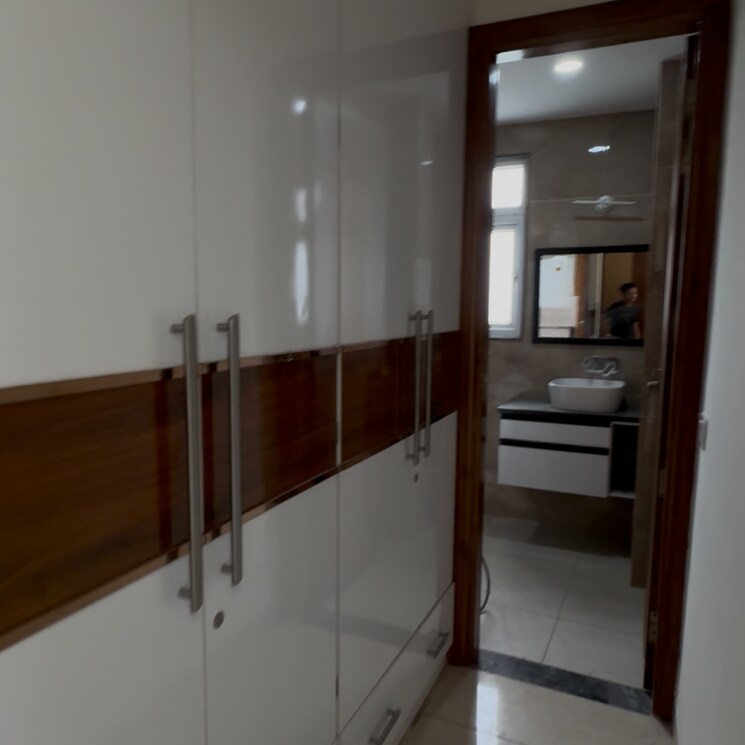 Kitchen, vasant kunj enclave 4 Bedroom 3596 Sq.Ft. Builder Floor In Vasant Kunj Enclave Delhi 8935144