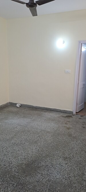 Room in 2 BHK Apartment at Vasundhara Enclave – for Sale