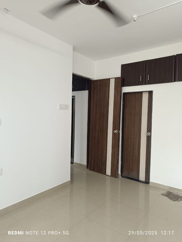 Room in 1 BHK Apartment at Arkade Art, Mira Road – for Rent