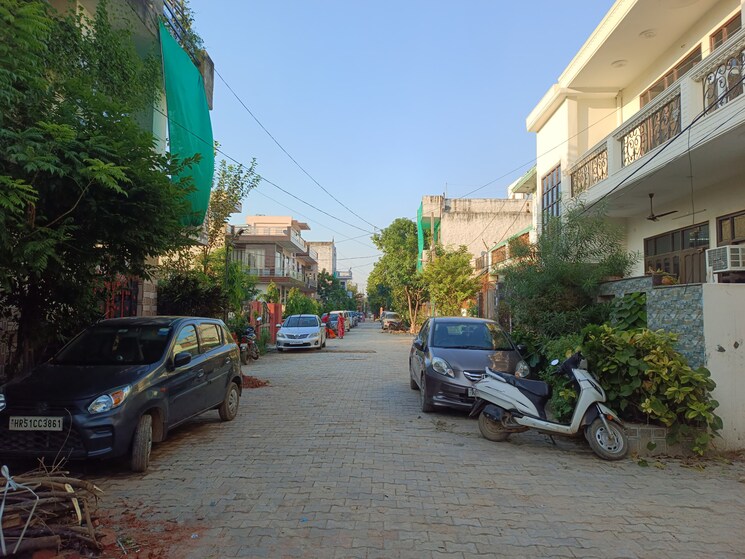 Master Bedroom, sector 82 5 Bedroom 230 Sq.Yd. Independent House In Sector 82 Faridabad 8935281