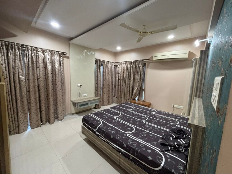 Bedroom, kolte-patil-24k-glitterati 3.5 Bedroom 2000 Sq.Ft. Apartment In Pimple Nilakh Pune 8935210
